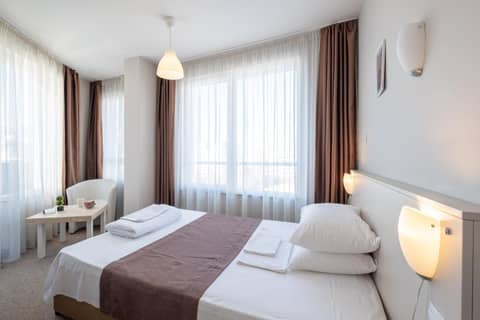 Blue Label Apart House — hotel room