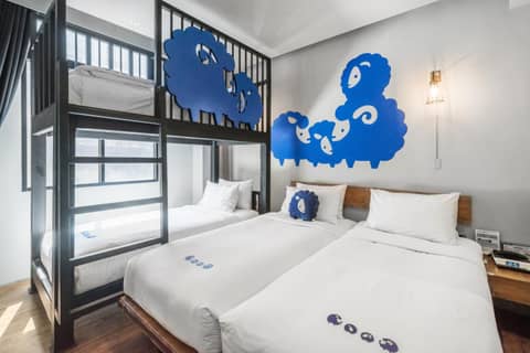 Kokotel Bangkok Surawong — hotel room
