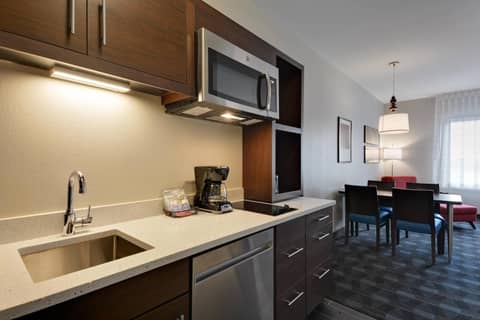 TownePlace Suites by Marriott Detroit Allen Park — photo 4