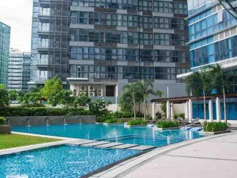Uptown Parksuites — recepcion & lobby