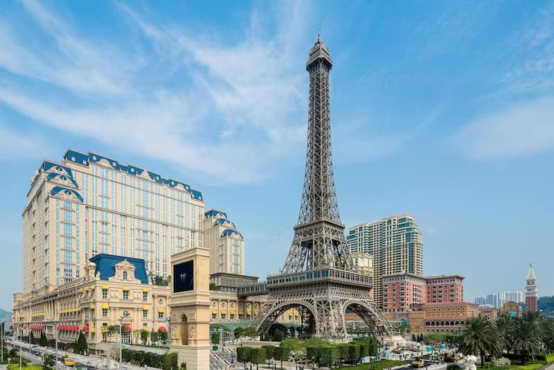 The Parisian Macao — building