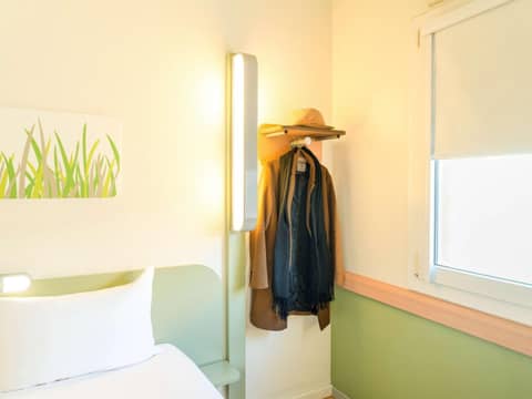 Ibis Budget Madrid Calle Alcalá — hotel room