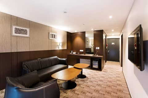 Ramada by Wyndham Jeju City Hall — photo 3