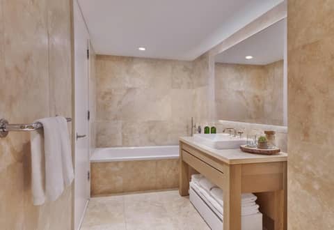 1 Hotel South Beach — bathroom