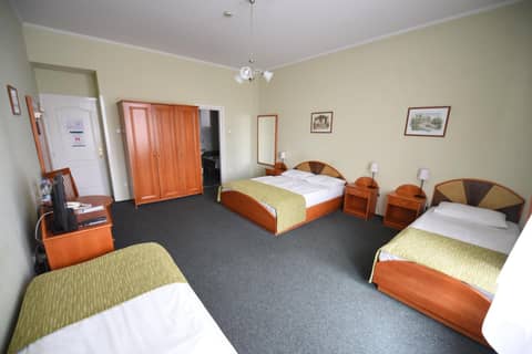 Baross Hotel by Mellow Mood Hotels — hotel room