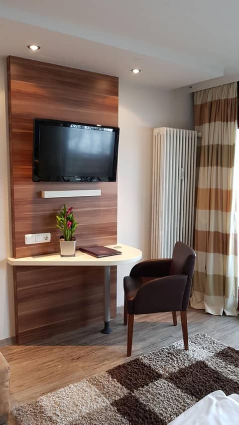 Central Hotel-Apart München — hotel room