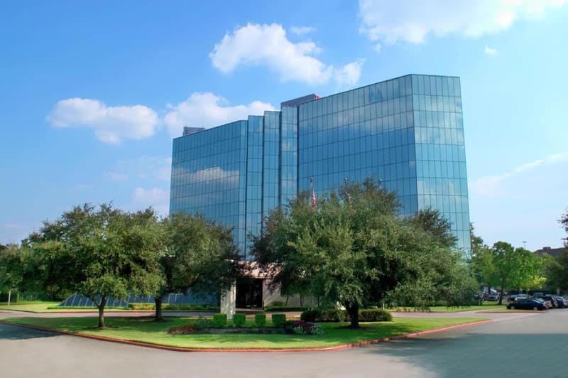 Hilton Houston Westchase — building