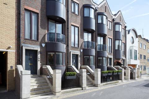 Cheval Knightsbridge — balcony