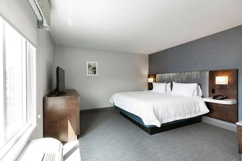 Hampton Inn & Suites by Hilton Quebec City Beauport — photo 3