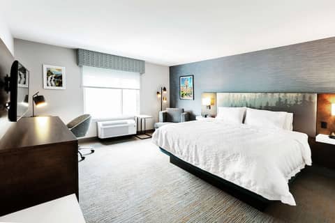 Hampton Inn & Suites by Hilton Quebec City Beauport — photo 9
