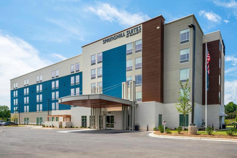 SpringHill Suites by Marriott Charlotte Airport Lake Pointe — building
