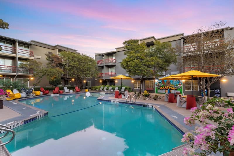 Aiden Austin City Hotel — photo 1