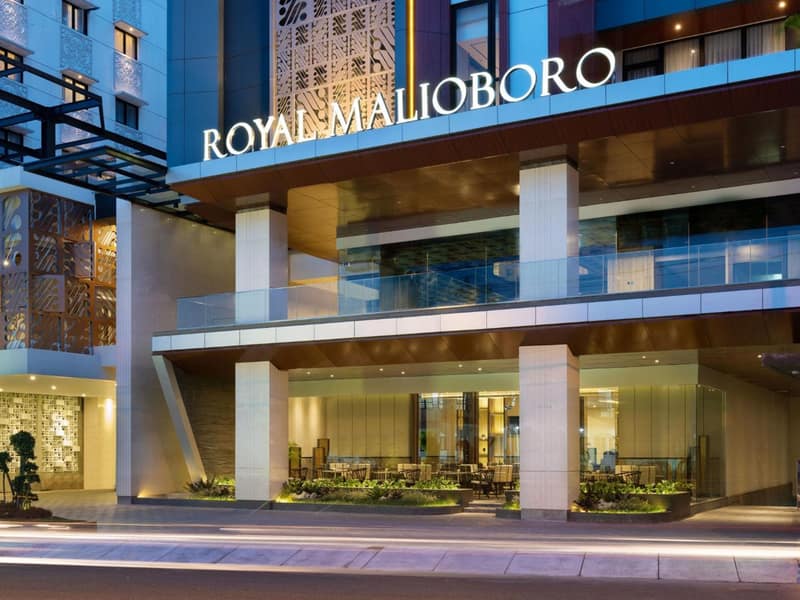 Royal Malioboro by ASTON — building