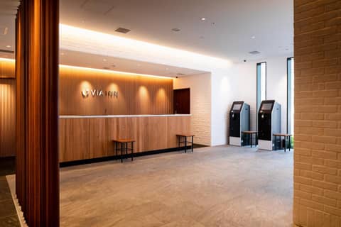 Via Inn Prime Hiroshima Shinkansenguchi — recepcion & lobby