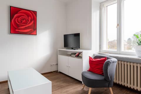 Yoga Residence Apartments — photo 4
