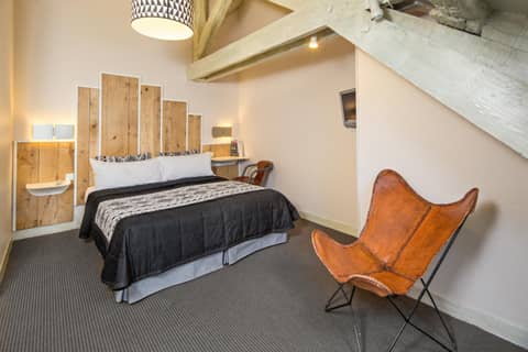 Hôtel Claret Bercy — hotel room