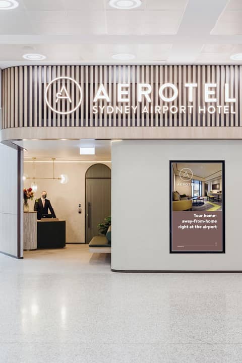 Aerotel Sydney - Inside International Terminal Airport — photo 3