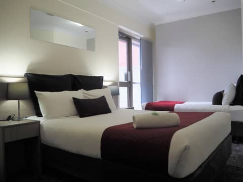 George Hotel Brisbane, Independent Collection by EVT — photo 4