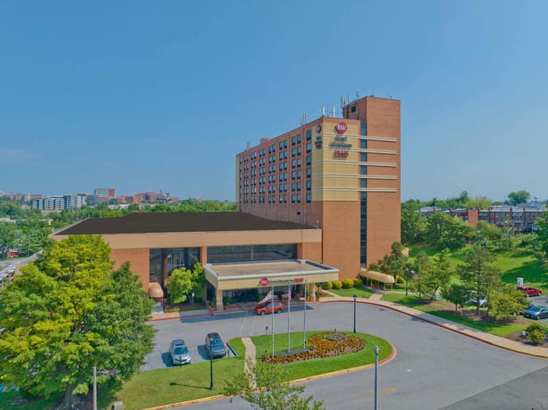 Best Western Plus Hotel & Conference Center — building