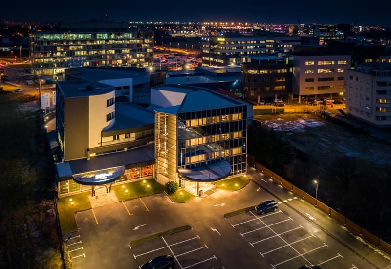 Hotel Diplomat — building
