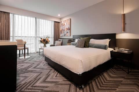 Rydges Perth Kings Square — hotel room
