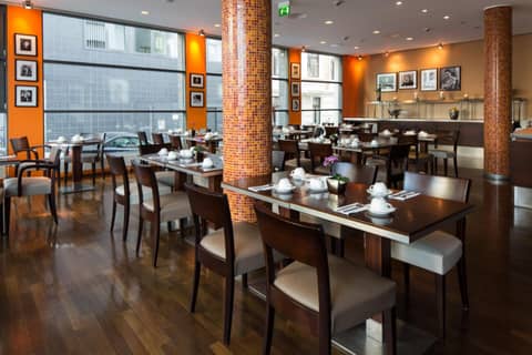Hotel Santo — dining