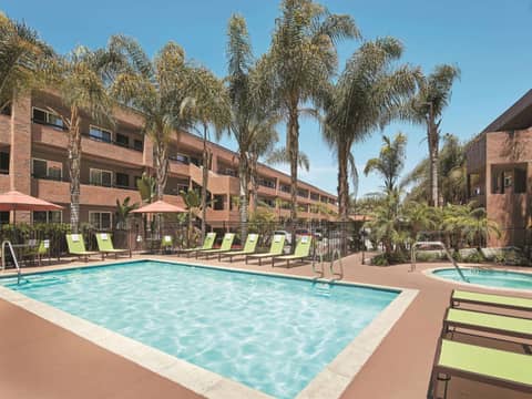 Mission View Inn & Suites San Diego Sea World - Zoo — photo 3