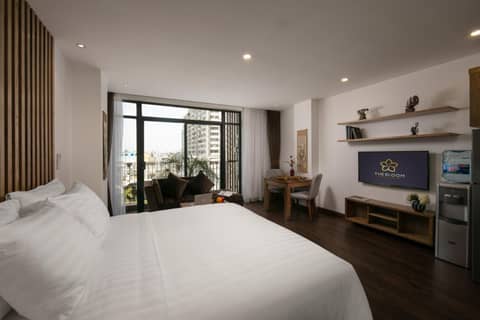The Bloom Pham Viet Chanh - Modern Living Space in Saigon - A Top Choice for Western Travelers — photo 5