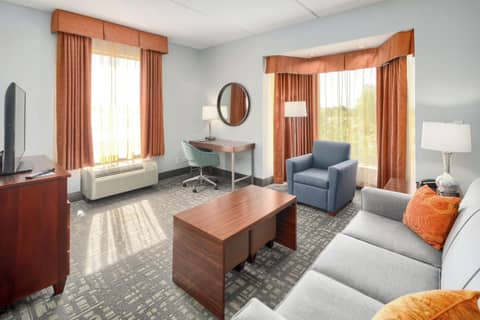 Hampton Inn Louisville Northeast — photo 7