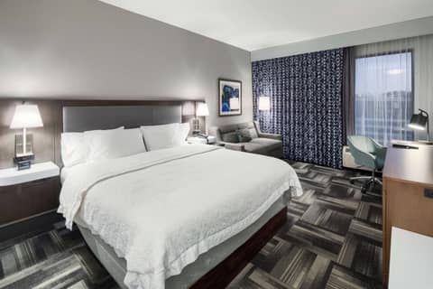 Hampton Inn Louisville Northeast — photo 9