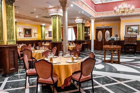 Hotel Reina Cristina — photo 2