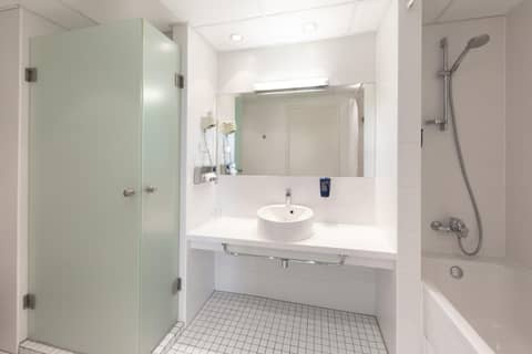 Park Inn by Radisson Meriton Conference & Spa Hotel Tallinn — photo 8