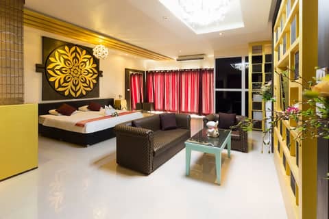 Marble Garden View Pattaya — hotel room