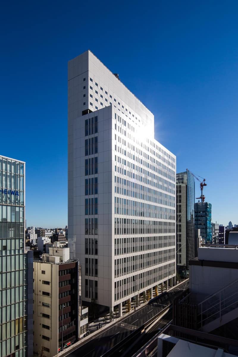 Hotel Crown Hills Ueno Premier — building