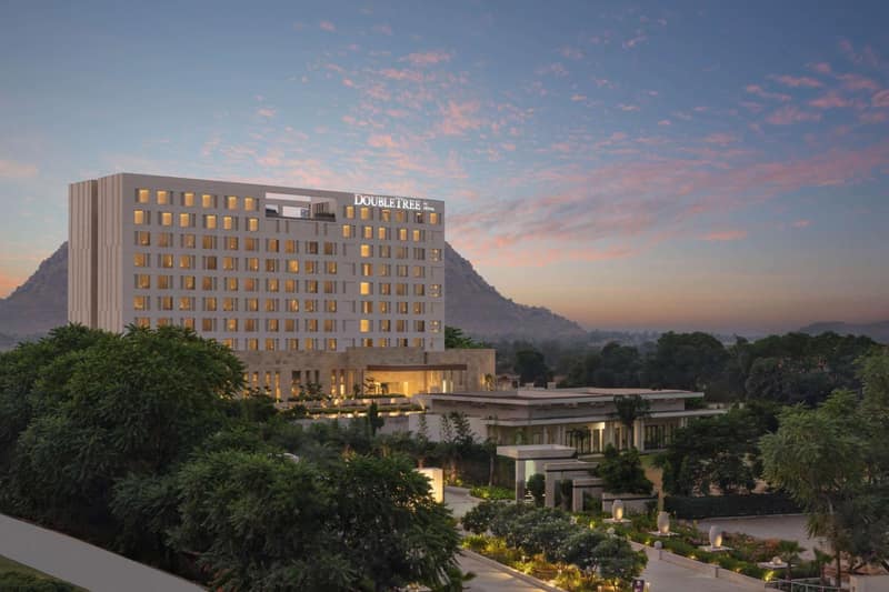 DoubleTree By Hilton Jaipur Amer — building