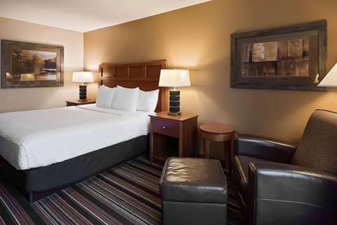 Wyndham Bloomington - Mall of America — photo 5