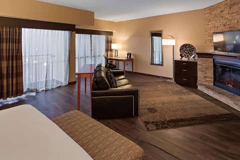 Wyndham Bloomington - Mall of America — photo 8