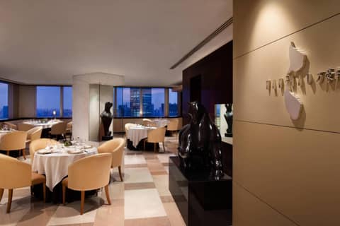 JW Marriott Shanghai at Tomorrow Square — photo 3