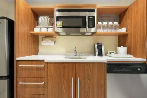 Home2 Suites by Hilton Milwaukee Airport — photo 4