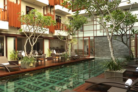 d'primahotel Seminyak — recepcion & lobby