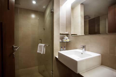 d'primahotel Seminyak — bathroom