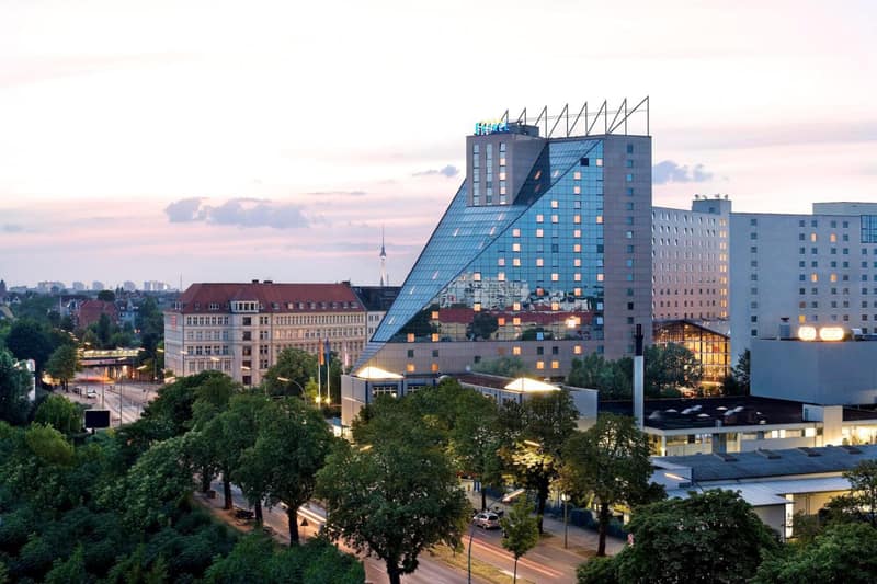 Estrel Hotel — photo 1