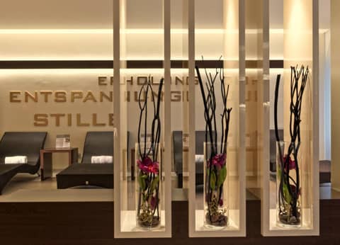 Estrel Hotel — photo 4