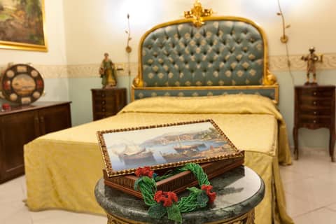 Hotel Art Resort Galleria Umberto — hotel room