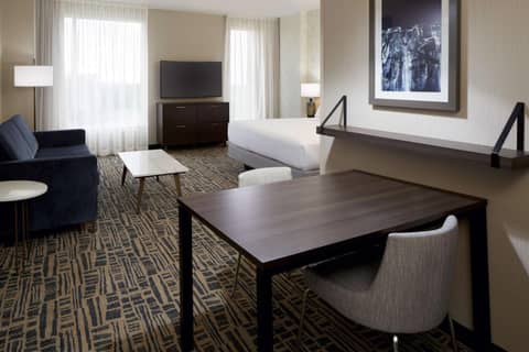 Homewood Suites By Hilton Montreal Midtown — hotel room