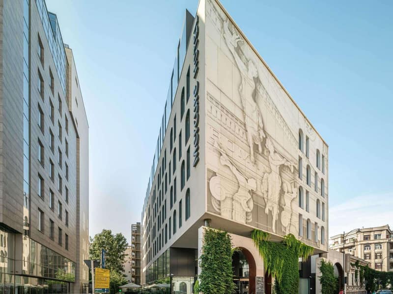 Mercure Bucharest City Center — building