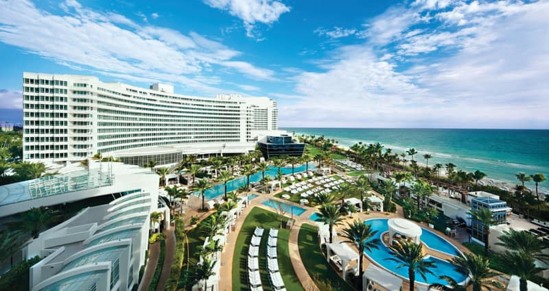 Fontainebleau Miami Beach — building