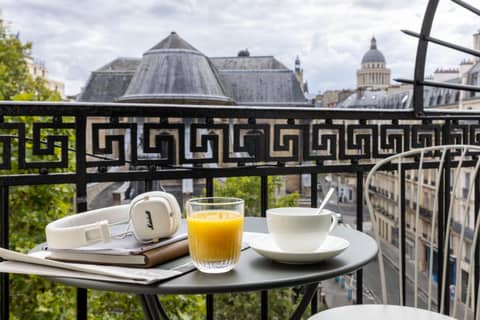 Hotel Abbatial Saint Germain — balance & terrace