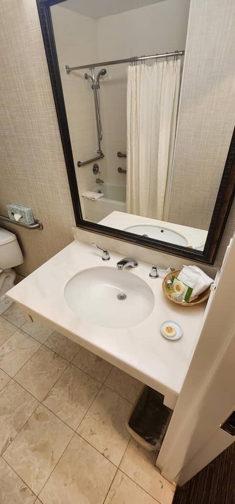 Chelsea Inn — photo 3