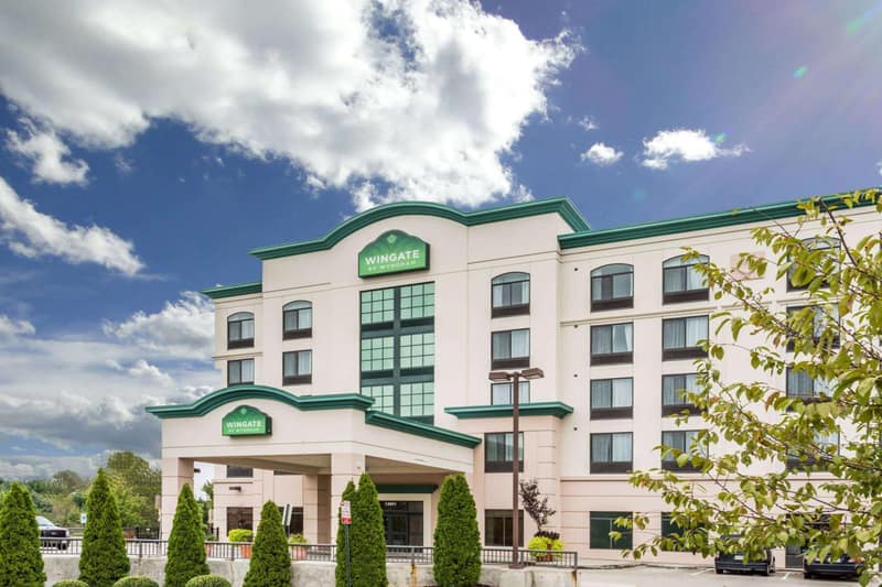 Wingate by Wyndham Richmond Short Pump — building